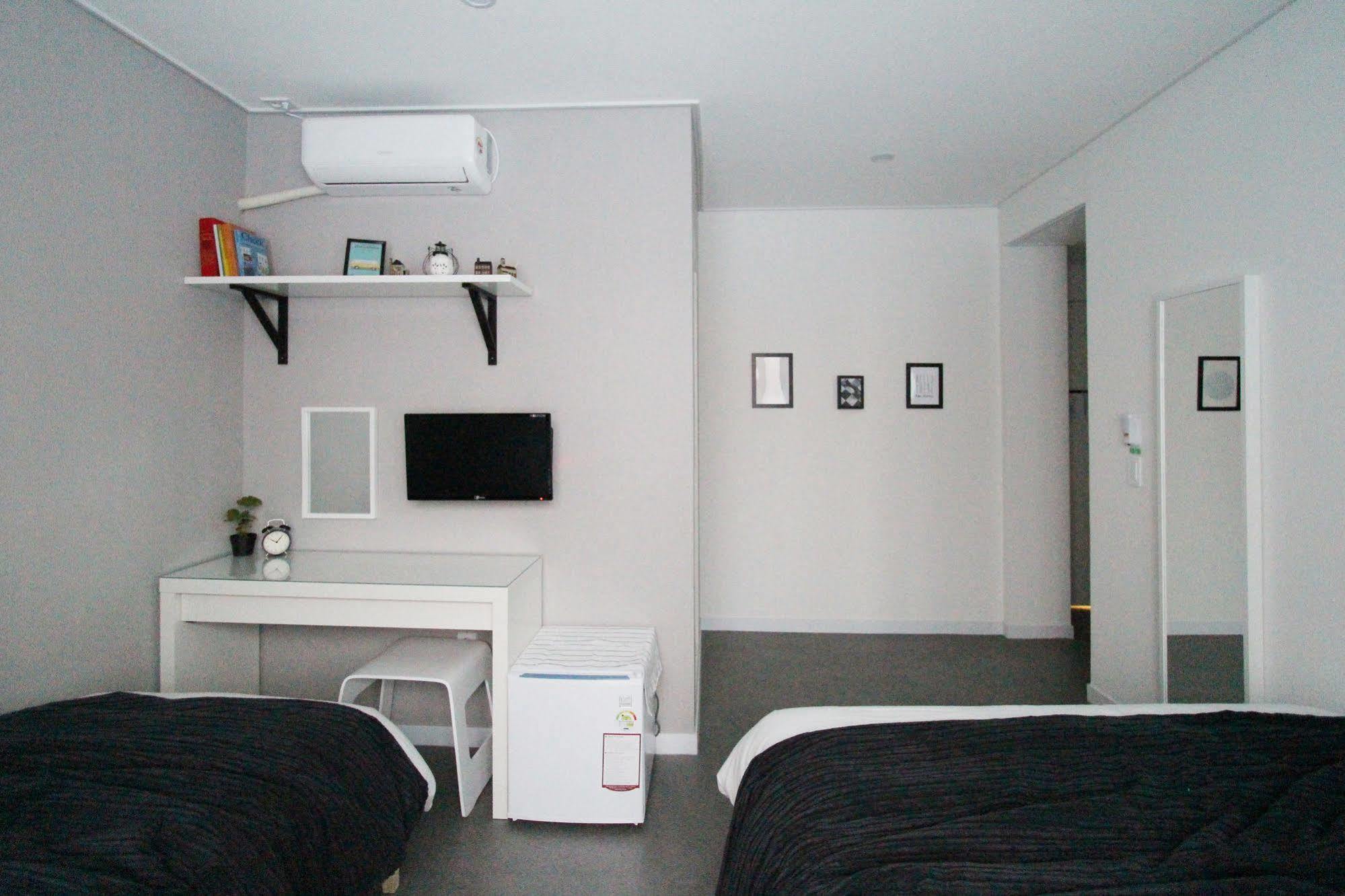 فندق Mono House Hongdae سيول المظهر الخارجي الصورة